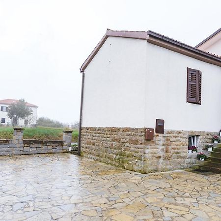 Apartma Nika Hrvatini Exterior photo